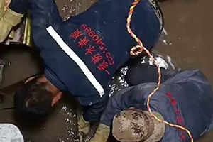 潮州电梯井堵漏施工视频